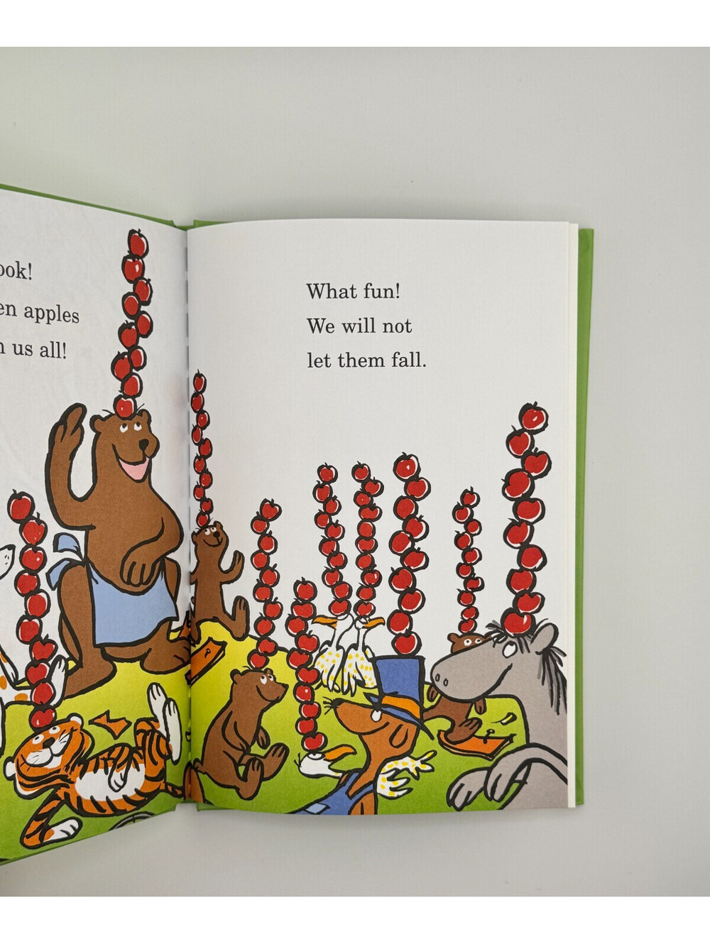 ππ Ten Apples Up On Top! by Dr. Seuss β Hardcover Beginner Book ππ―πΆ - Picture 2 of 4